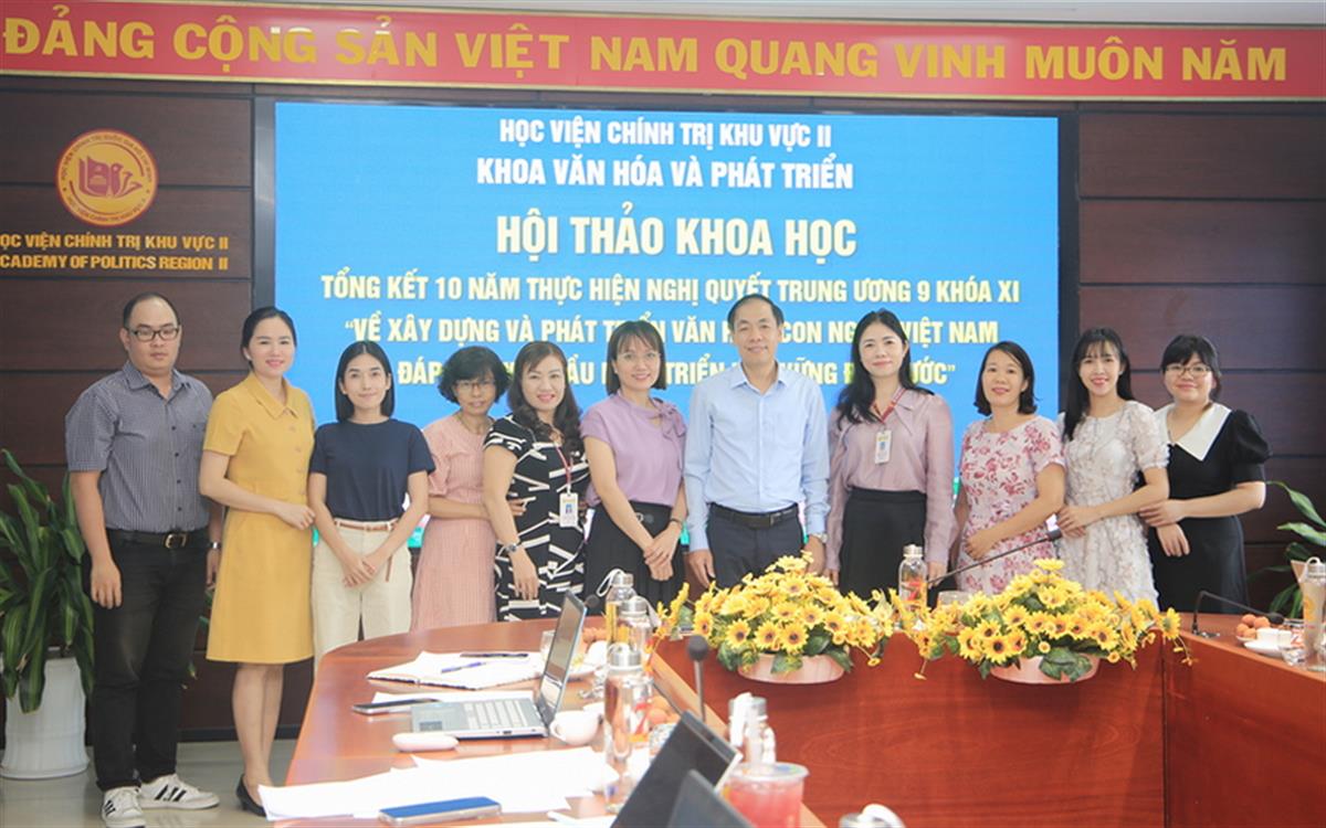 Hội thảo khoa học “Tổng kết 10 năm thực hiện Nghị quyết Trung ương 9 khoá XI về xây dựng và phát triển văn hoá, con người Việt Nam đáp ứng yêu cầu phát triển bền vững đất nước”