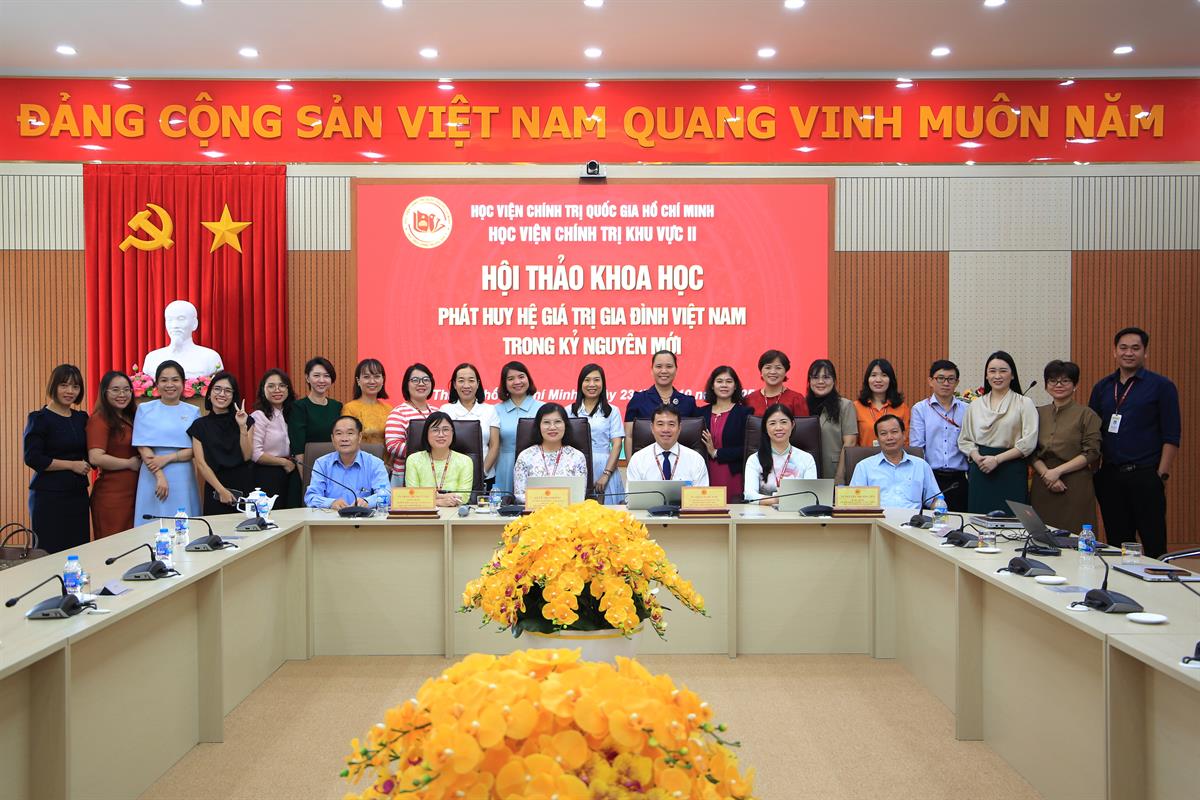 Hội thảo khoa học “Phát huy hệ giá trị gia đình Việt Nam trong kỷ nguyên mới”