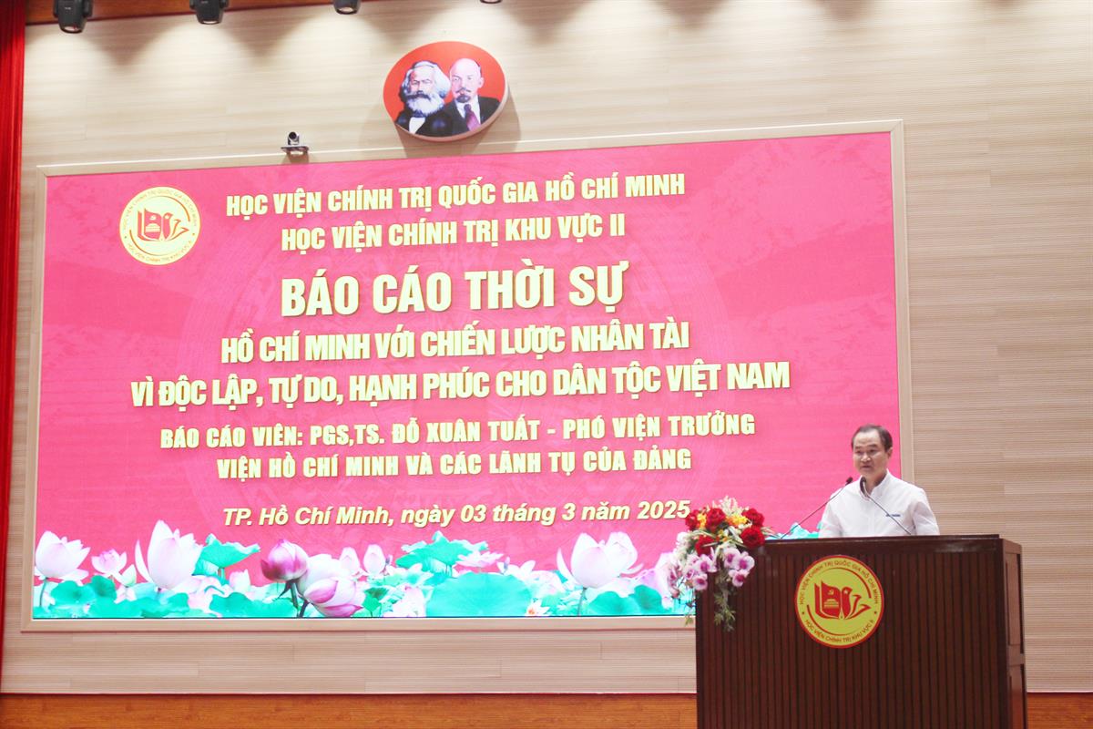 PGS, TS. Đỗ Xuân Tuất , Viện trưởng Viện Hồ Chí Minh và các lãnh tụ của Đảng báo cáo thời sự tháng 3/2025 với chủ đề 
