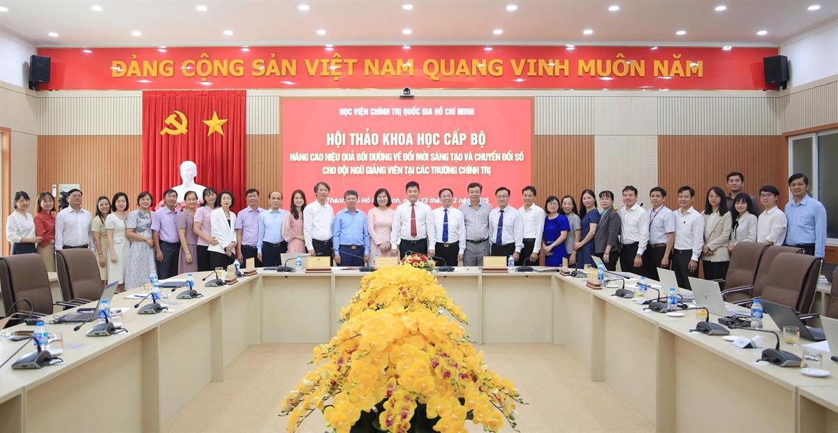 Hội thảo khoa học cấp bộ 