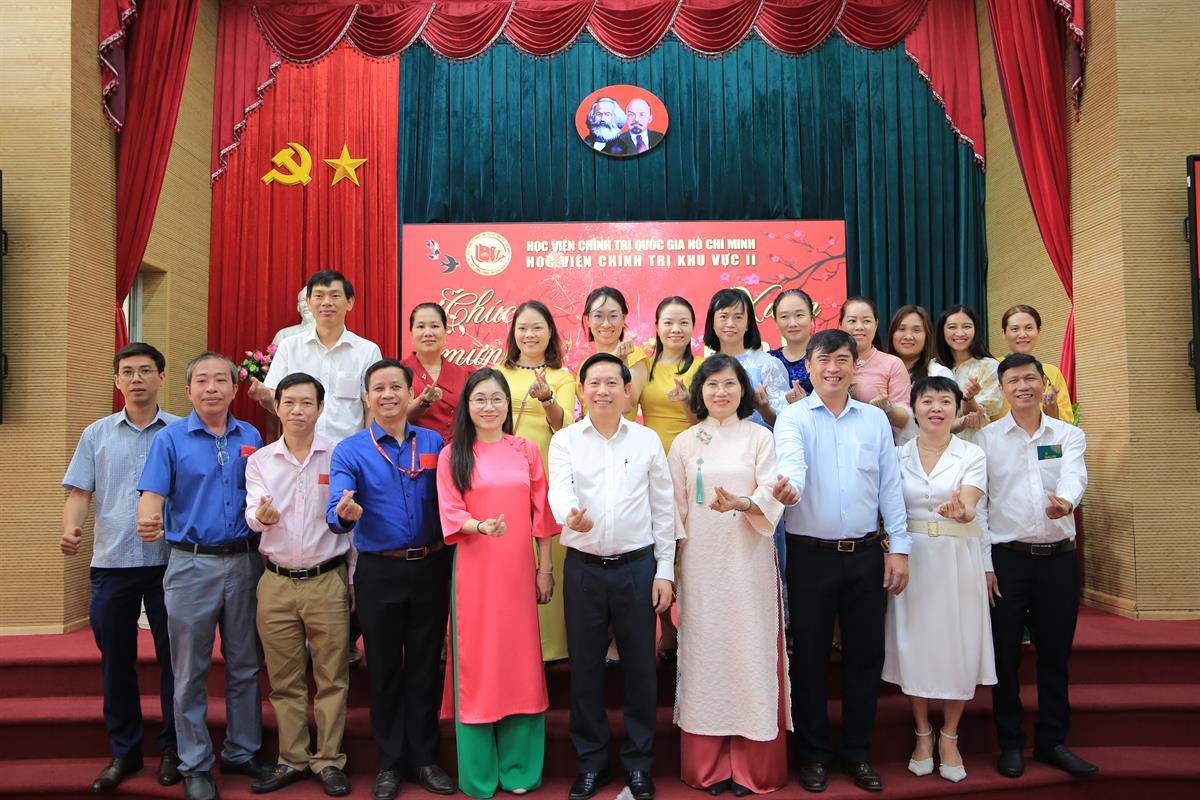 Học viện Chính trị khu vực II tổ chức gặp mặt Xuân Bính Ngọ năm 2026